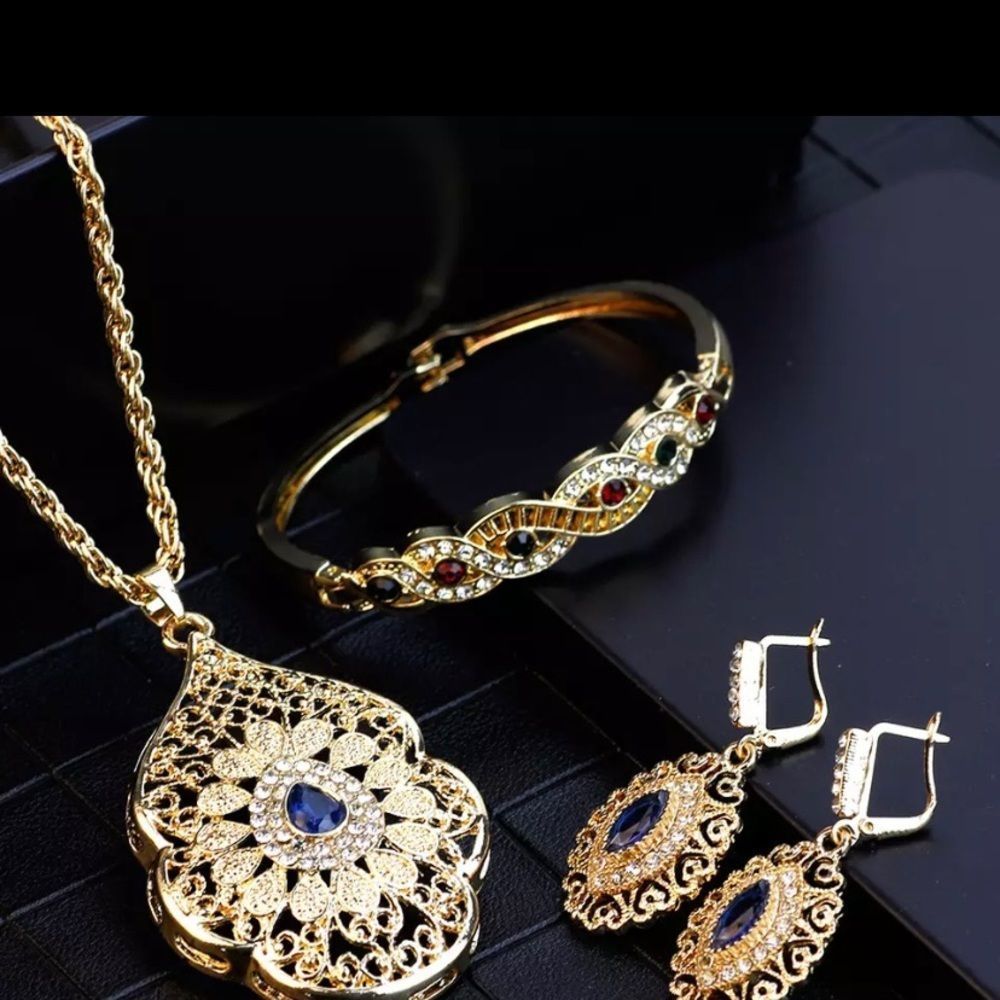 Arabic necklace set​​
